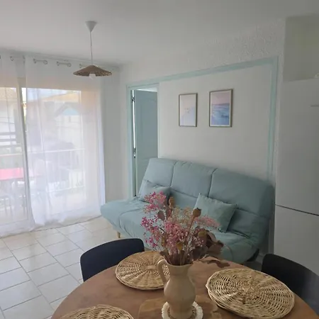 Apartment Des T2+terrasse Gruissan